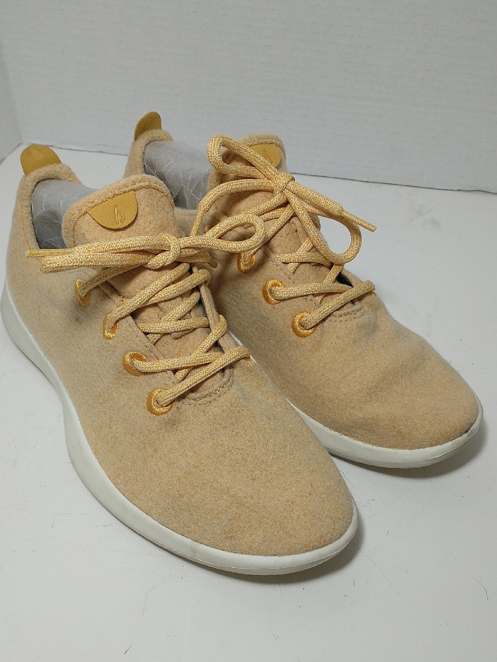 Allbirds Wheat-Beige Wool Lace-Up Sneakers, Women's Size‎ 10, Yellow, Running